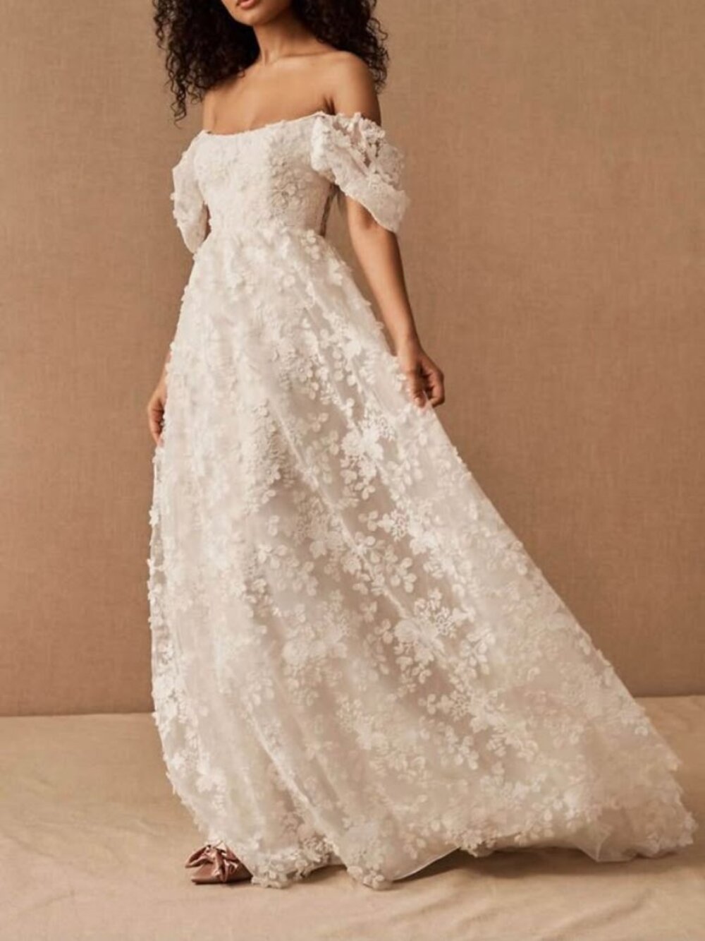 BHLDN Willowby Lilia Wedding Dress Perfectly preserved and in box Size 0